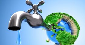 یک کارشناس حوزه آب با بیان اینکه صرفا آب‌شیرین‌کن و مدیریت عرضه مشکل آب ایران حل نمی‌شود، گفت: با لغو تحریم و امکان انتقال تکنولوژی نوین امکان می‌توانیم مدیریت بهتر آب در بخش کشاورزی را داشته و رفع اشکالات موجود در شبکه‌های توزیع آب شرب فراهم می‌شود.