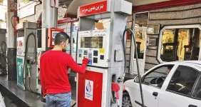 یک مقام مسئول از رشد حدود ۷ درصدی توزیع روزانه بنزین و ثبت رکورد بیش از ۲۰۰ میلیون لیتر در یک روز خبر داد و گفت: بخش عمده‌ای از تولید سوخت کشور مطابق استانداردهای یورو ۴ و ۵ انجام می‌شود.