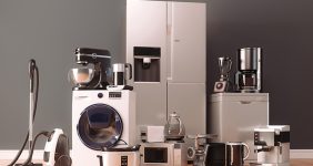 قطع و وصل مکرر برق ممکن است آسیب هایی را متوجه وسایل برقی مردم کند. این خسارت ها از سوختن وسیله برقی گرفته تا آتش سوزی واحد مسکونی و ... را شامل می‌شود که می توان برای دریافت خسارت اقدام کرد.