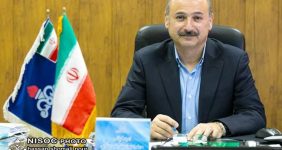 به گزارش خبرانرژی به نقل از هفته‌نامه مشعل، کارکنان مدیریت تعمیرات شرکت ملی مناطق نفت‌خیز جنوب با وجود شرایط سخت آب و هوایی استان خوزستان در آفتاب سوزان و گرمای بالای ۵۰درجه سانتیگراد همراه با گرد و خاک خفه‌کننده‌ای که گاه بسیاری از سازمان‌ها را به تعطیلی می‌کشاند، بی‌هیچ وقفه‌ای تلاش شبانه‌روزی می‌کنند تا تولید پایدار نفت و گاز را برای ایران به ارمغان آورند.