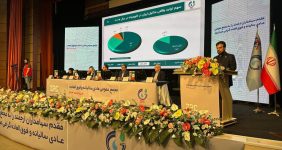 به گزارش خبرانرژی به نقل از صدای پتروشیمی: همانطور که پیش‌بینی می‌شد دکتر‌متین دیداری مدیرعامل شرکت پتروشیمی زاگرس با خلاقیت و توجه ویژه به تکمیل زنجیره ارزش محصول علاوه بر توجه ویژه به منافع سهامداران و کسب سودهای عملیاتی و خالص شرکت؛ همزمان پروژه‌های ماندگاری نیز در این شرکت در جهت توسعه بزرگ‌ترین مجتمع متمرکز تولید کننده متانول آغاز نموده که منافع سهامداران این شرکت را در بلند مدت تضمین خواهد کرد و حاشیه سود آن نیز افزایش خواهد یافت.