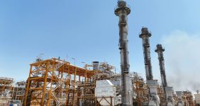 مدیرعامل گروه سرمایه گذاری اهداف گفت: پالایشگاه ان‌جی‌ال ۳۱۰۰ دهلران، با فرمان رئیس‌جمهوری به بهره‌برداری رسید.