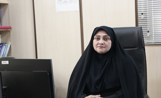 به گزارش خبرانرژی به نقل از روابط عمومی سازمان توسعه تجارت ایران، مهرنوش خانمحمدزاده| ﻧﺮﮔﺲ ﺑﺎﻗﺮﯼ ﺯﻣﺮﺩﯼ درباره روند صادرات و واردات و ثبت کالا در سامانه جامع تجارت گفت: با تشدید تحریم‌ها علیه ایران از سال 97،  تجارت با چالش‌های جدیدی مواجه شد و امکان مراودات بانکی با دشواری‌هایی همراه شد؛  در این شرایط، می‌بایست منابع  و مصارف برای واردات و صادرات را مدیریت می‌کردیم.