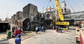 به گزارش خبرانرژی به نقل از شرکت پتروشیمی پارس، آغاز عملیات تعمیرات اساسی شرکت پتروشیمی پارس در نیمه مهر ۱۴۰۴ برنامه‌ریزی شده بود که با توجه به تعمیرات اضطراری پیش‌آمده در خط آب‌ خنک‌کننده شرکت مبین انرژی خلیج‌ فارس و برنامه‌ریزی دوهفته‌ای برای تعمیر این خط و توقف فعالیت واحدهای تولیدی پتروشیمی پارس، عملیات تعمیرات اساسی در واحدهای اتیل‌بنزن و استایرن‌ مونومر، همچنین تعمیرات اضطراری واحد استحصال اتان شرکت پتروشیمی پارس از ۲۲ شهریور تا ۱۵ مهر برنامه‌ریزی شده است.