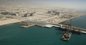 به گزارش خبرانرژی به نقل از گروه اهداف: با این انتصاب یک مدیر باسابقه علمی، پژوهشی و اجرایی موفق در حوزه نفت و گاز، مدیریت و اداره شرکت مایع‌سازی گاز طبیعی ایران را بر عهده می‌گیرد.