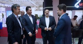 به گزارش خبرانرژی به نقل از شرکت ملی صنایع پتروشیمی، مجید بوجارزاده در حاشیه بازدید از نوزدهمین نمایشگاه ایران پلاست با ارزیابی مثبت از برگزاری این رویداد اظهار کرد: نمایشگاه امسال با وجود شرایط سیاسی و اقتصادی ناشی از جنگ، در فضایی پرتحرک و همراه با جنب‌وجوش گسترده و استقبال چشمگیر فعالان برگزار شده است. حضور پررنگ جامعه مرتبط با صنعت پتروشیمی و پلیمر نشان می‌دهد که ایران پلاست جایگاهی مهم در معرفی توانمندی‌های داخلی و تقویت پیوند این صنعت با بازارهای داخلی و بین‌المللی دارد.