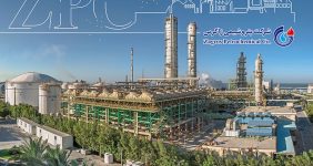 به گزارش خبرانرژی، بر اساس داده‌های منتشر شده در سامانه کدال، متوسط درآمد ماهانه «زاگرس» در این دوره ۴.۲ همت بوده که نسبت به متوسط ۲.۱۵ همتی مدت مشابه سال قبل، رشد ۲.۰۶ همتی را نشان می‌دهد. عمده فروش شرکت همچنان صادراتی است و دو عامل افزایش نرخ متانول و رشد تناژ فروش، موتور محرک این جهش درآمدی بوده‌اند.