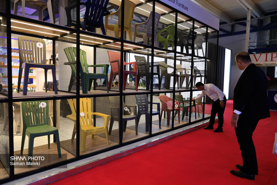 به گزارش خبرانرژی به نقل از شرکت ملی صنایع پتروشیمی، تاماکولو واتارا در حاشیه نوزدهمین نمایشگاه ایران‌پلاست با بیان اینکه ظرفیت‌ بالایی برای همکاری شرکت‌های ایرانی و فعالان صنایع پلاستیک و پلیمر در ساحل عاج وجود دارد، اظهار کرد: صنعت پتروشیمی ایران دارای سابقه‌ای غنی و ظرفیت‌هایی قابل توجه است که می‌تواند نقش مؤثری در توسعه زیرساخت‌های انرژی ساحل عاج ایفا کند.