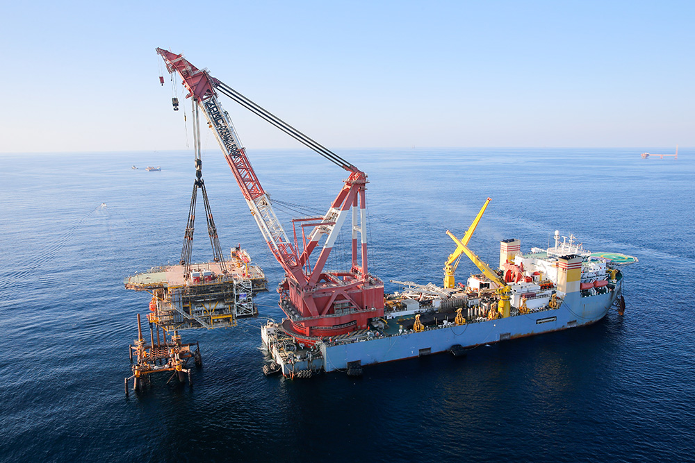 به گزارش خبرانرژی به نقل از روابط عمومی گروه سرمایه‌گذاری اهداف، جهانگیر پورهنگ، مدیرعامل شرکت مهندسی و ساخت تاسیسات ایران در تشریح آخرین پروژه‌های این شرکت، اظهار داشت: فعالیت‌های این شرکت در پروژه‌های عظیم ملی، به ویژه در فازهای مختلف میدان گازی پارس جنوبی، نقشی حیاتی در به ثمر رسیدن آن‌ها داشته است. این دستاوردها، گواه توانایی شرکت در اجرای پروژه‌های بزرگ و استراتژیک در صنعت نفت و گاز کشور است.