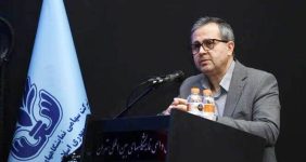 به گزارش خبرانرژی به نقل از شانا، حمیدرضا عجمی روز (سه‌شنبه، یکم مهر) در پیش‌نشست سوم همایش بین‌المللی سرمایه‌گذاری و تأمین مالی در صنعت نفت، گاز و پتروشیمی با یادآوری رشادت‌ها و جانفشانی‌های دوران دفاع مقدس، شرایط کنونی کشور را نیازمند تلاش مضاعف و برنامه‌ریزی دقیق دانست و اظهار کرد: صنعت پتروشیمی یکی از ستون‌های اصلی اقتصاد ایران است و امروز به‌عنوان موتور محرک توسعه و ارزآوری پایدار نقش‌آفرینی می‌کند.