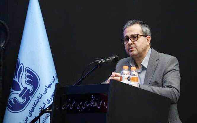 به گزارش خبرانرژی به نقل از شانا، حمیدرضا عجمی روز (سه‌شنبه، یکم مهر) در پیش‌نشست سوم همایش بین‌المللی سرمایه‌گذاری و تأمین مالی در صنعت نفت، گاز و پتروشیمی با یادآوری رشادت‌ها و جانفشانی‌های دوران دفاع مقدس، شرایط کنونی کشور را نیازمند تلاش مضاعف و برنامه‌ریزی دقیق دانست و اظهار کرد: صنعت پتروشیمی یکی از ستون‌های اصلی اقتصاد ایران است و امروز به‌عنوان موتور محرک توسعه و ارزآوری پایدار نقش‌آفرینی می‌کند.