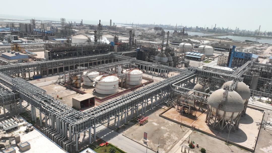 به گزارش خبرانرژی به نقل از شرکت صنایع پتروشیمی خلیج فارس، مجموعه‌ای از پمپ‌های نیکلی با خلوص ۹۹ درصد ازسوی متخصصان شرکت پتروشیمی اروند برای نخستین‌بار در کشور طراحی و ساخته شد؛ تجهیزاتی راهبردی که پیش‌تر تنها از شرکت آلمانی فریاتک تأمین می‌شد.