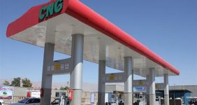 به گزارش خبر انرژی به نقل از تسنیم، هم‌اکنون حدود 2500 جایگاه عرضه سوخت CNG‌ در سراسر کشور داریم و با وجود آنکه ظرفیت عرضه سوخت بیش از 40 میلیون مترمکعب به خودروهای گازسوز در این تعداد جایگاه وجود دارد، هم‌اکنون کمتر از 18 میلیون مترمکعب در روز مصرف CNG کشور است.