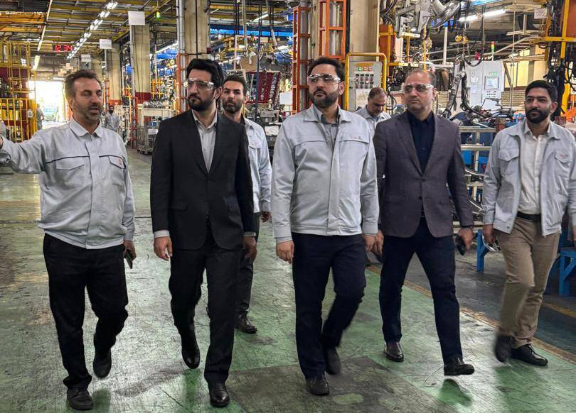 به گزارش خبرانرژی: در جریان بازدید دکتر دهدشتی قائم‌مقام سازمان تأمین اجتماعی از خطوط تولید گروه خودروسازی سایپا، تأکید ویژه‌ای بر هم‌افزایی میان تولید داخلی و نظام بیمه‌ای صورت گرفت.