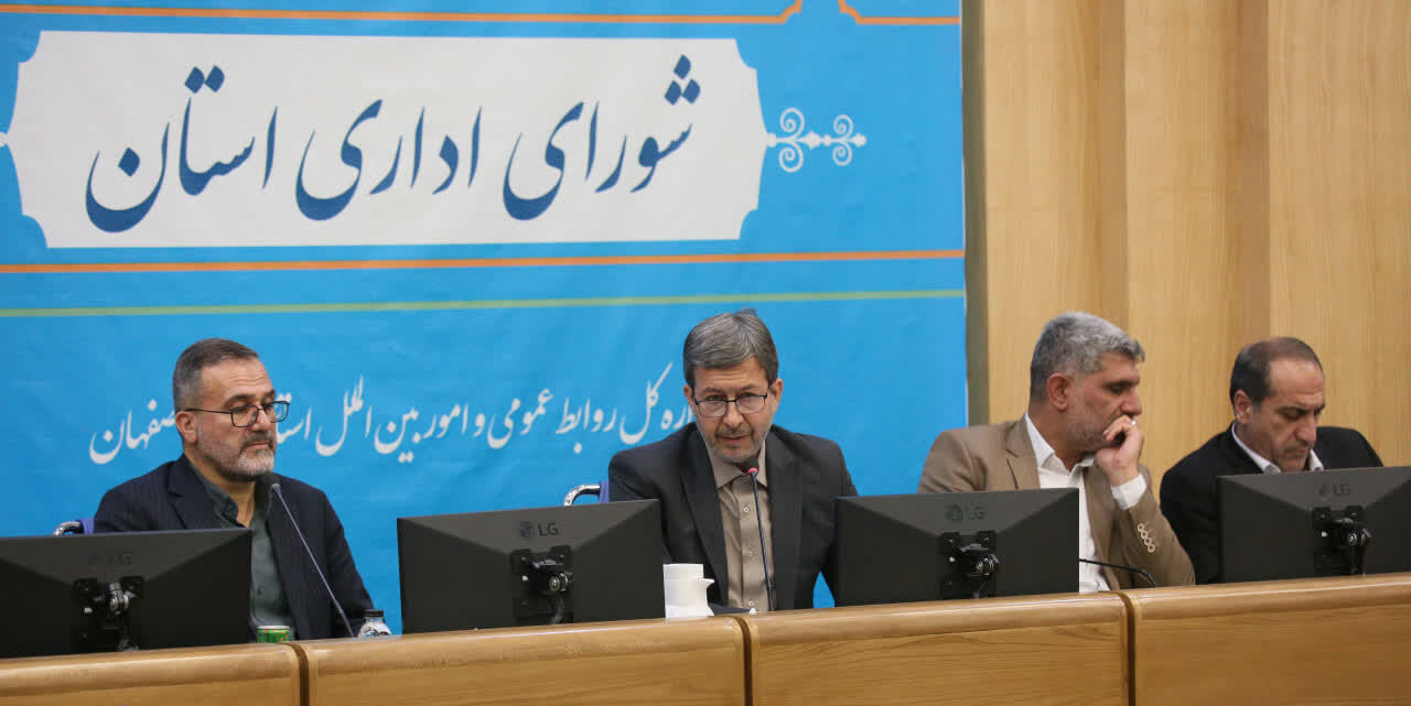 به گزارش خبرانرژی: او با ظاهری آرام، اما باطنی پرشور، حقیقتاً در حال دوندگی خستگی ناپذیر است؛ به تمام نقاط سرکشی می‌کند و از جزئیات امور آگاه می‌شود.