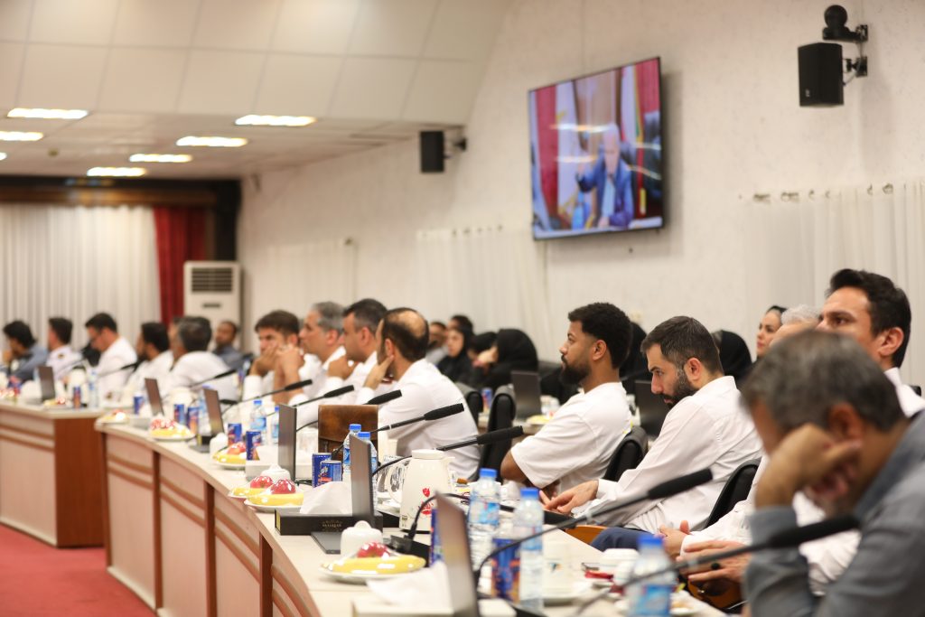 به گزارش خبرانرژی: کاروان‌های کارکنان صنعت پتروشیمی از ۱۷ آبان ماه لغایت پایان آذرماه از طریق مرزهای هوایی استان‌های بوشهر ، فارس، خوزستان و تهران به مکه مکرمه و مدینه منوره اعزام می شوند.