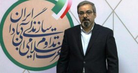 به گزارش خبرانرژی: در سال‌های اخیر، صنعت ایران چهره‌ای شاخص در این عرصه شناخته است؛ سیدعلیرضا سیاسی‌راد. او از جمله مدیرانی است که در مسیر علمی، حرفه‌ای و اجرایی، ترکیب منحصربه‌فردی از دانش آکادمیک، تجربه صنعتی و درک سیاستگذاری کلان را به نمایش گذاشته است.