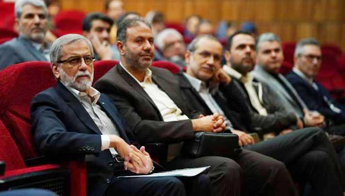 به گزارش خبرانرژی، نهمین همایش بین‌المللی صنایع فراساحل ایران روز یکشنبه ۲۰ آبان ۱۴۰۴ با حضور جمعی از مسئولان، مدیران، اساتید دانشگاه و فعالان صنعت نفت، گاز و دریا در دانشگاه صنعتی شریف آغاز به‌کار کرد. این رویداد علمی با همکاری دانشگاه صنعتی شریف، انجمن مهندسی دریایی ایران و مشارکت نهادهای دریایی کشور برگزار شد و هدف آن بررسی آخرین دستاوردها و چالش‌های توسعه دریا‌محور اعلام شد.