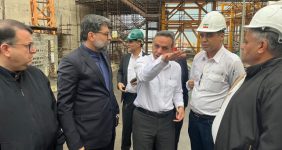 به گزارش خبرانرژی به نقل از روابط عمومي شركت مهندسي و ساخت تأسيسات دريايي ايران، روز یکشنبه ۷ دی‌ماه ۱۴۰۴، دكتر فرشاد مقيمي معاون وزیر صنعت، معدن و تجارت و رئیس هیأت عامل سازمان گسترش و نوسازی صنایع ایران (ایدرو) به شهرستان عسلویه سفر کرد تا از پروژه فاز ۱۴ پارس جنوبی بازدید نمايد. این بازدید با حضور مدیران و اعضای هیأت عامل ایدرو و نمایندگان کنسرسیوم فاز ۱۴ انجام شد.